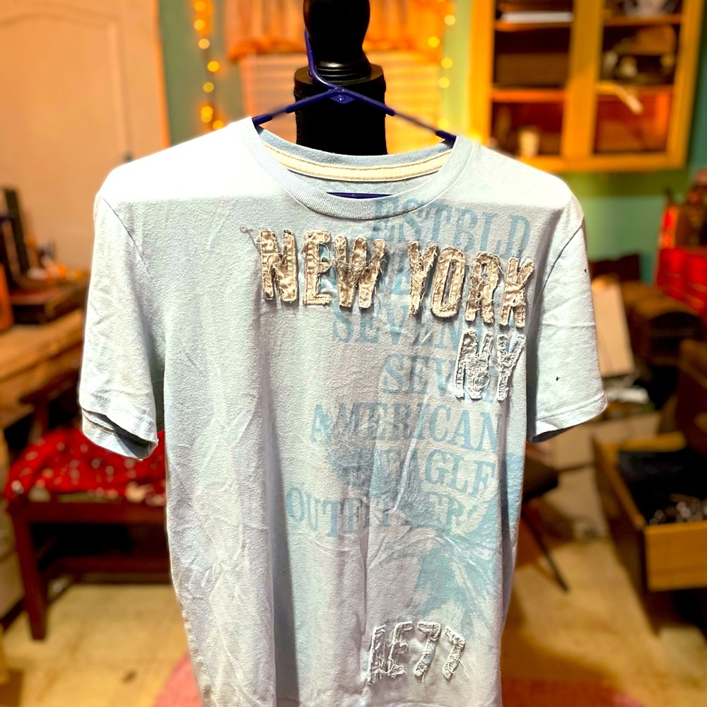 American eagle vinntage Fit tee